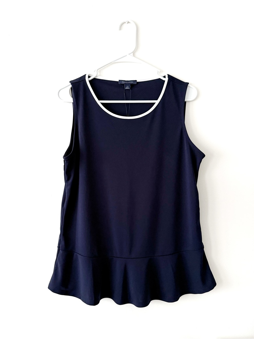 Tommy Hilfiger Navy Sleeveless Peplum Top Blouse with White Trim Large NWT
